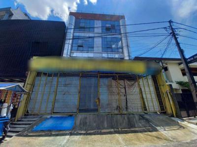 Ruko Boulevard Raya siap pakai 4,5 lantai dengan luas 10x20 200m2 Kela