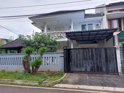 Rumah Bagus dengan bangunan siap huni di pondok indah jakarta selatan