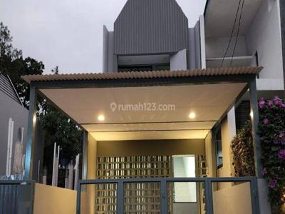 Rumah Baru di Sektor 1,6 Bsd Selangkah Atau Dekat Dengan Pintu Tol Dan Stasiun Kereta Rawa Buntu Seberang The Green Bsd, Tangerang