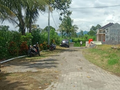 Rumah Dekat Kantor Desa Jero Tumpang Malang