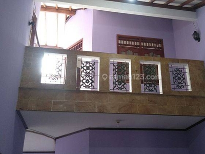 Disewakan Rumah 1, 5 lantai siap huni di Gandaria Fatmawati