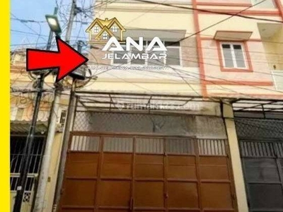 ANA*RUMAH NGANTONG 3.5LT, LUAS 4.8X20M LT. 110M2 HADAP TIMUR DI JELAMBAR - *GOOD-DEAL!!*