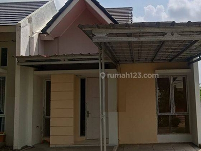 Disewa Rumah Bagus Huk di Mutiara Gading City H0216