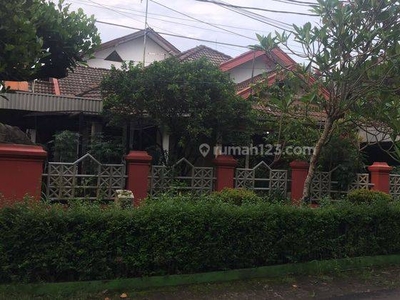 Disewa Rumah Cantik cocok untuk Huniah dan Kantor dekat Pondok Indah