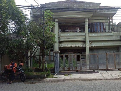 Disewakan Rumah 2 Lantai di Panjang Jiwo Permai Surabaya