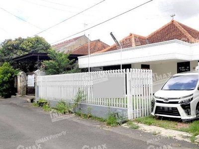 Disewakan Rumah 3kt 2km Full Furnished di Bunga Sufelir Malang