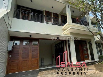 For Rent House Disewakan Rumah Minimalis Private Pool Dekat Sekolah Jis Dan Bukit Golf Dan Dekat Mall Dan Tb Simaptupang Dan Lokasi Nyaman Area Kencana Pondok Indah Jakarta Selatan