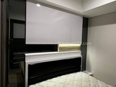 Fully Furnished Studio Apartemen Taman Anggrek Residence