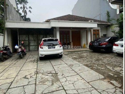 Jual Rumah Cocok Ruko, Kantor, Komersil Luas 672m2 Parkiran 15mobil di Pondok Indah