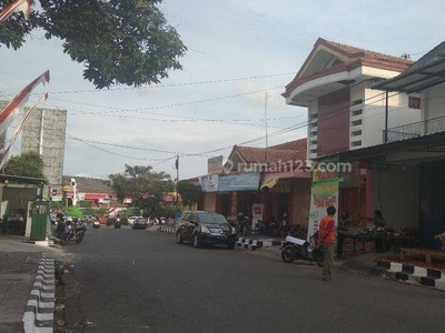 Ruko 2,5 lantai strategis di kawasan premium perniagaan dekat pasar kota Boyolali