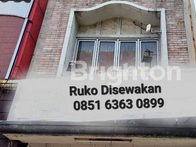 RUKO BOULEVARD GADING SERPONG DEKAT SMS SANGAT STRATEGIS TEPI JALAN