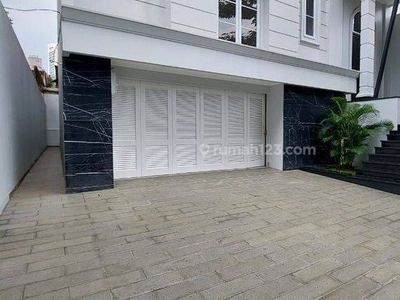 Rumah Brandnew di area prestise Brawijaya Kebayoran baru