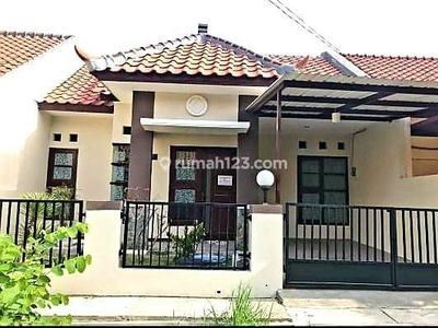 Rumah di Puri Surya Jaya Taman Nagoya, Gedangan sidoarjo