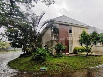 Rumah Full Furnished di Ijen Nirwana Tengah kota Malang