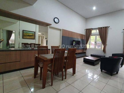Rumah Minimalis 1 Lantai Furnished Super Bagus! Kota Baru Parahyangan, Bandung!