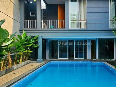Turun Harga Rumah Bagus Siap Huni Ada Pool di Bintaro Sektor 9