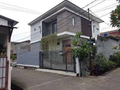 Rumah Hoek Dijual di Komplek Bea Cukai, Jakarta Utara