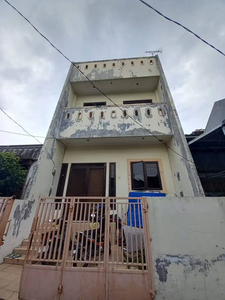 Dijual cepat rumah siap huni murah di Sunter Jakarta Utara 3 Lantai