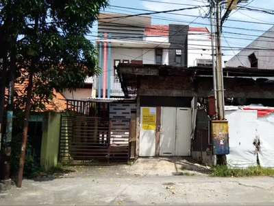 Dijual Rumah 2 Lantai di Raya Dukuh Menanggal, Dekat Cito Surabaya