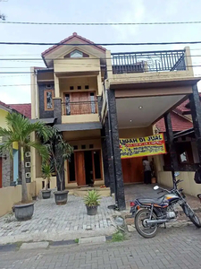 Dijual rumah di dalam komplek pinus regency full furnish