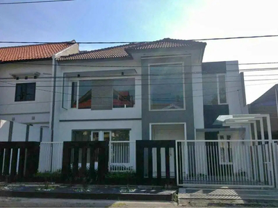 DIJUAL RUMAH MINIMALIS NGINDEN INTAN , ROW JALAN LEBAR