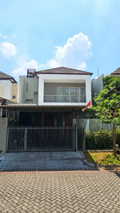 Dijual Rumah Semi Furnish di Graha Family