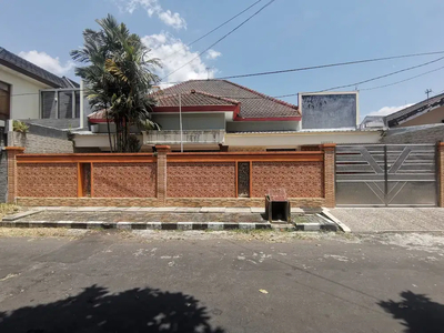 Dijual Rumah Siap Pakai Bisa Jadi Kantor di Taman Dieng, Sukun Malang