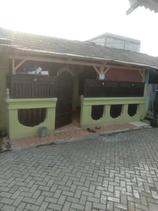 Dijual Rumah Tipe Besar 94 m2 dan Strategis [Nego - Butuh Uang]