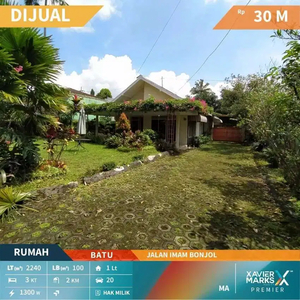 DIJUAL VILLA DIBATU MALANG TENGAH KOTA