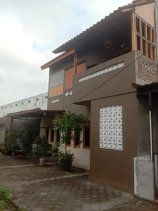 Rumah 2 lantai di Gamping