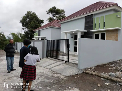 Rumah Anyar Gressss Dekat RS Panti Rini Tirtomartani Kalasan