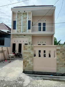 Rumah Baru Siap Huni Tengah Kota Semarang 2 Lantai