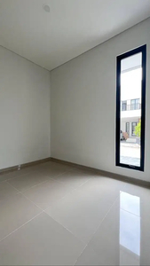 Rumah Brand New Semi Furnished dekat Stasiun di Jurang Mangu.12059