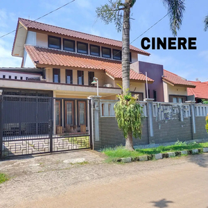 Rumah Dekat Polsek Cinere