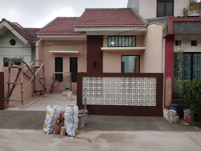 Rumah design cantik baru renovasi di Bekasi Timur Regency