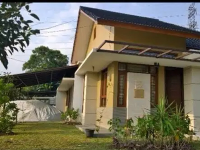 Rumah Hoek Modern Siap Huni Di Pusat Kota Cimahi