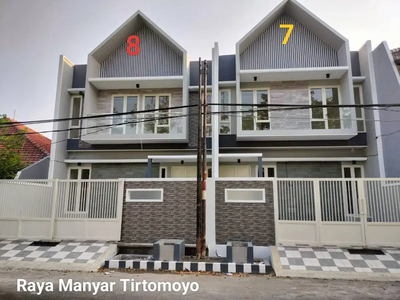 Rumah Manyar Tirtomoyo Surabaya, Lebar 8 m, dekat Petra cocok u bisnis