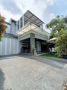 Rumah mewah cantik minimalis modern di area selatan pawirotaman Jogja