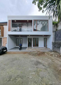 Rumah Siap Huni Dalam Cluster Bintaro Jaya Sektor 9