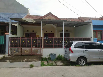 SEWA RUMAH DEKAT MASJID DAN STRATEGIS