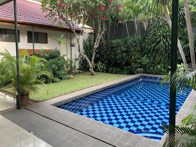 Luxury house in Kemang area ready for rent