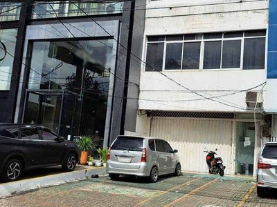 Disewakan Ruko Lokasi Strategis Dekat Gandaria City Pd013086