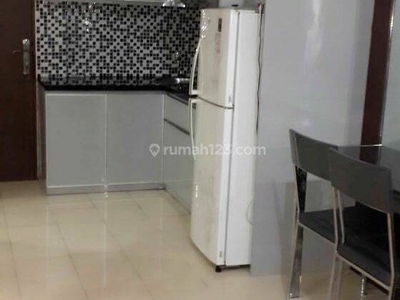 Jual Apartemen Puri Park View 2BR Furnish, Pemandangan Kolam Anak