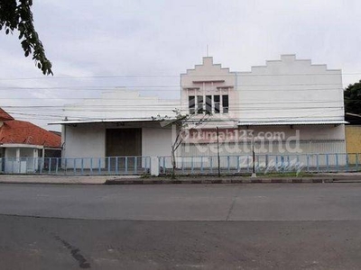 Ruko di Raden Patah , Semarang ( Yl 2513 )