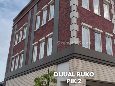 Ruko Premium 3 Lantai Pik2 Huk Brand New