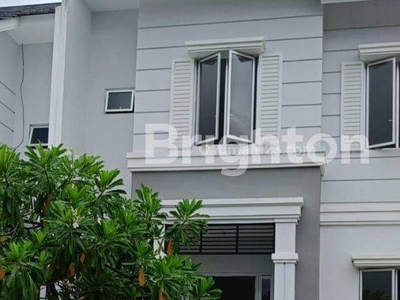 RUMAH 2 LANTAI DI PERUMAHAN GRAND CITY BALIKPAPAN