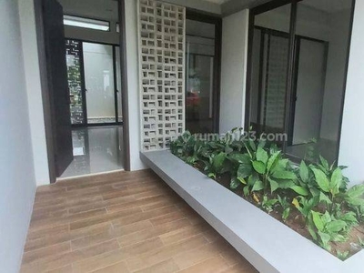 Rumah Cantik Modern Flora Summarecon Bandung