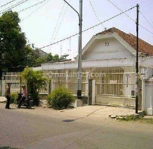 Rumah Di Pusat Kota Cocok Untuk Usaha Atau Tempat Tinngal