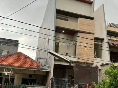 Rumah Minimalis 3Lantai BANYAK KAMARNYA Dekat Labschool Rawamangun