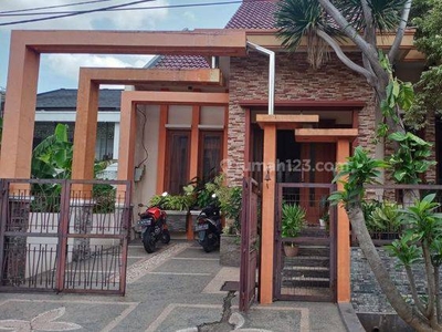 Rumah SHM Lokasi Strategis di Kemang Pratama, Bojong Rawalumbu, Bekasi